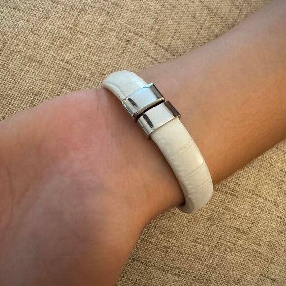 Vintage silver white watch - Picture 2 of 2